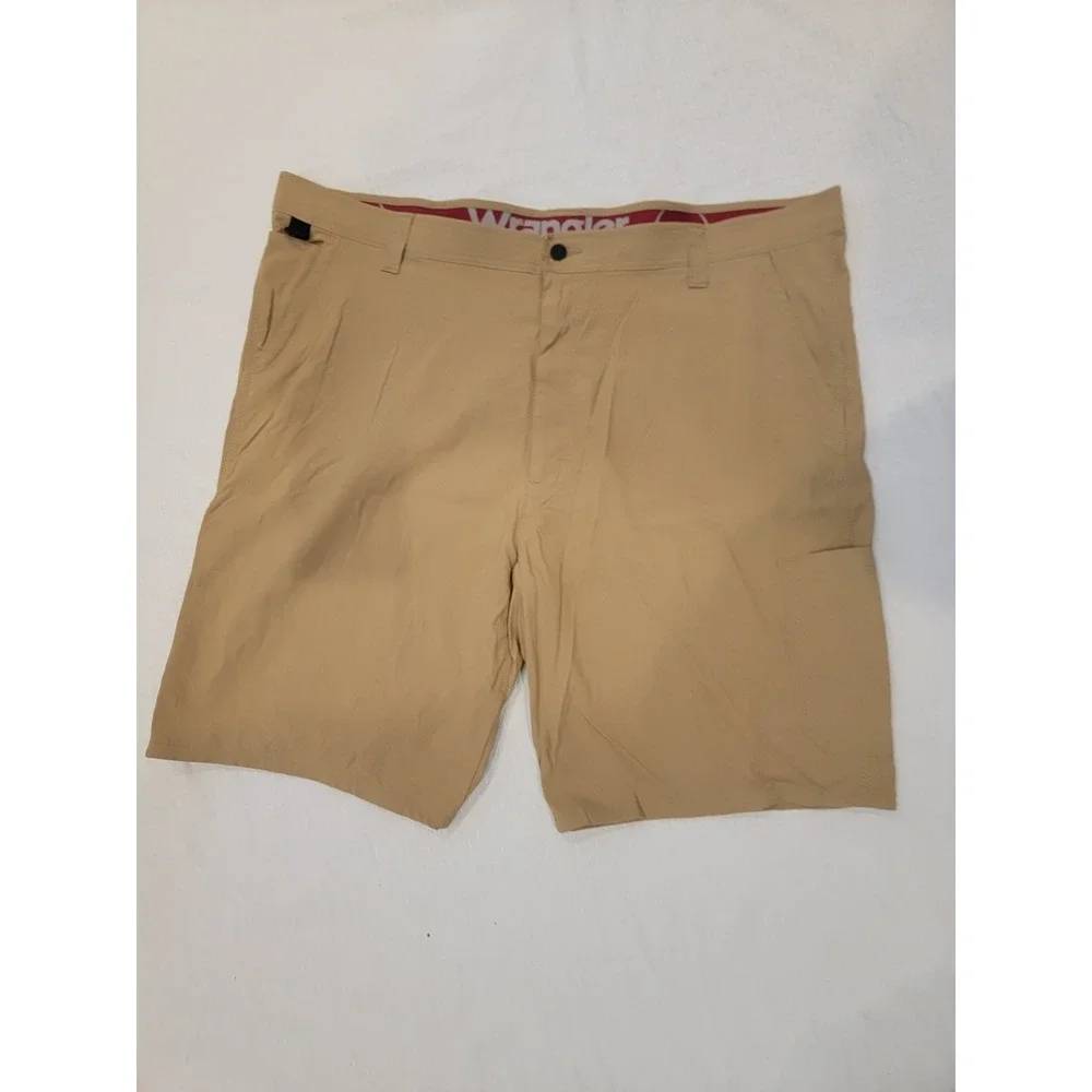 Wrangler‎ Outdoor Performance Shorts 46 Brown Stretch Cargo Hiking Utility